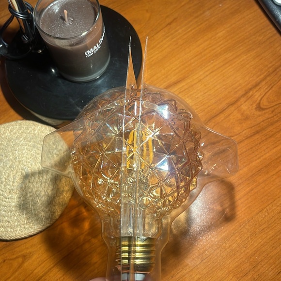 Geo Etched Glass Lightbulb w/ Standard Universal Base - Picture 10 of 10